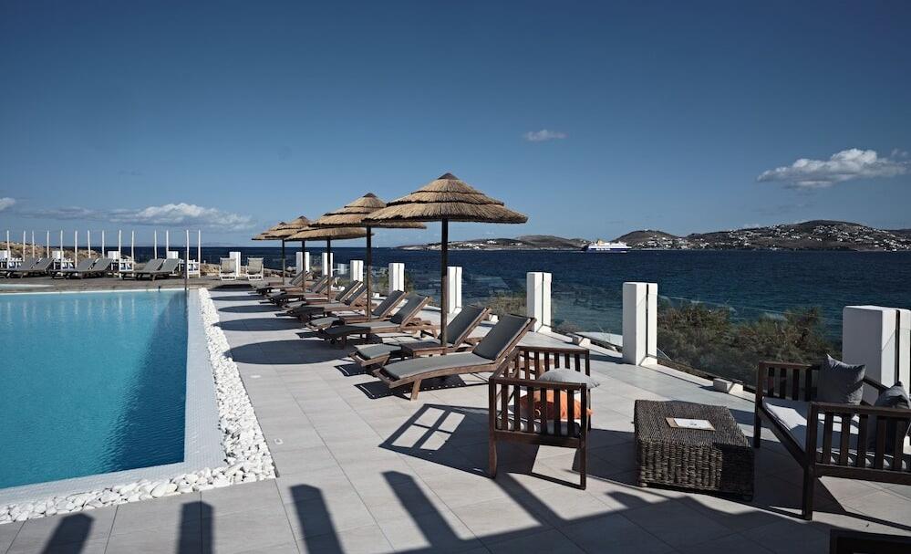 Foto de los servicios de Hotel Paros Bay
