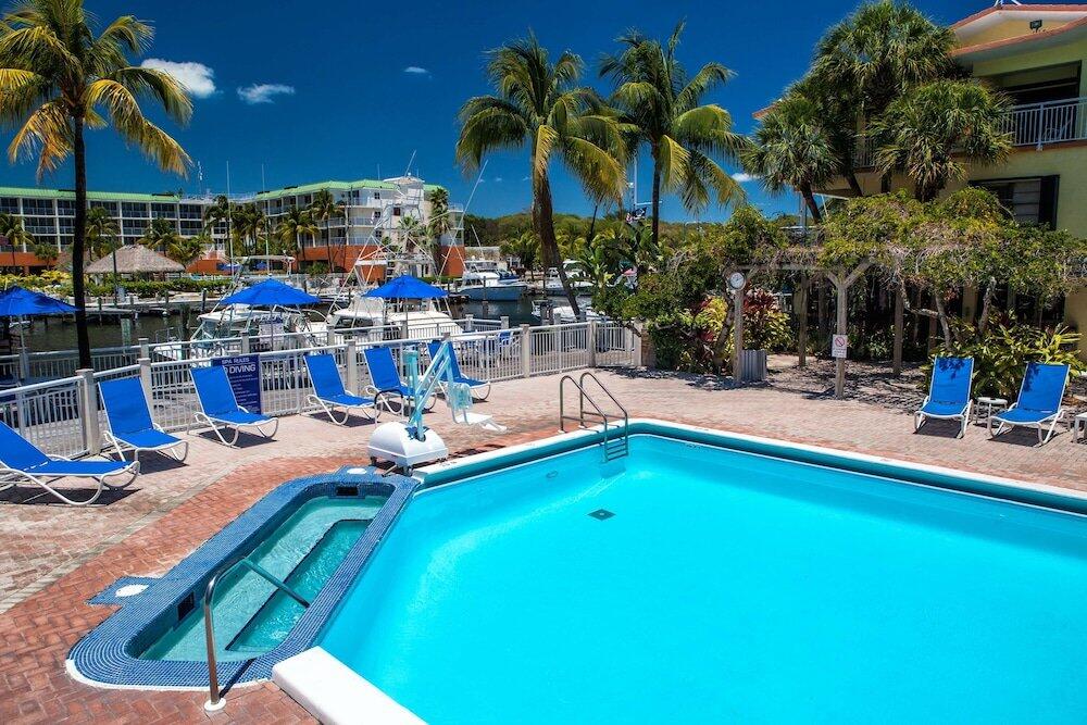 Foto de los servicios de Hotel Marina Del Mar Resort and Marina