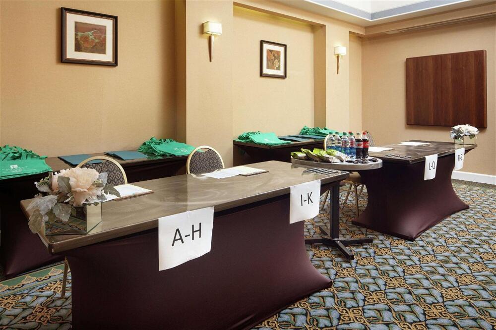 Foto general de Hotel Embassy Suites Crystal City - National Airport