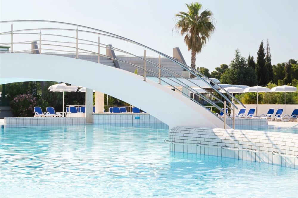 Foto de los servicios de Bluesun Holiday Village Bonaca