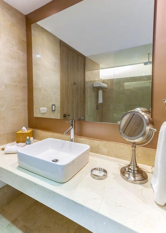 Foto del baño de GHL Collection Barranquilla Hotel