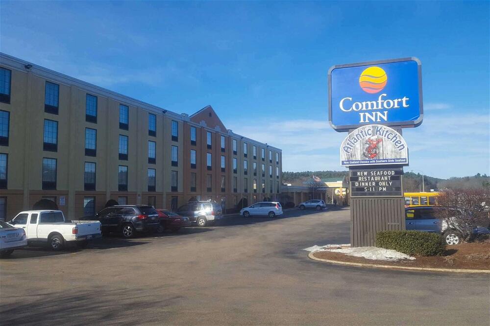 Foto del exterior de Hotel Comfort Inn Randolph - Boston