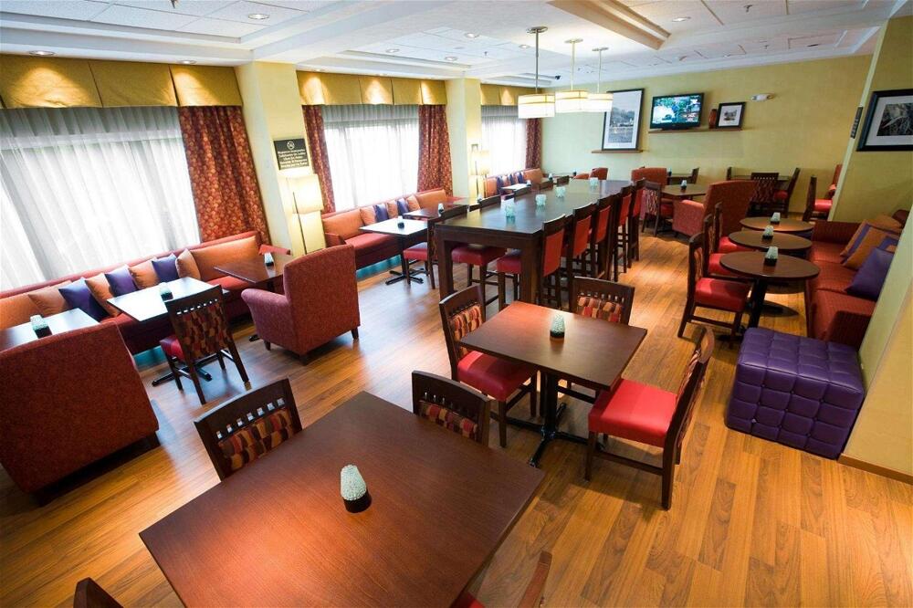 Foto general de Hotel Hampton Inn by Hilton Guadalajara-Aeropuerto