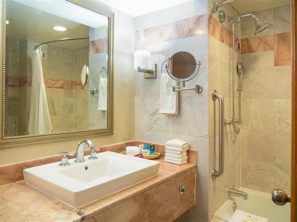 Foto del baño de Crowne Plaza Hotel Monterrey, an IHG Hotel