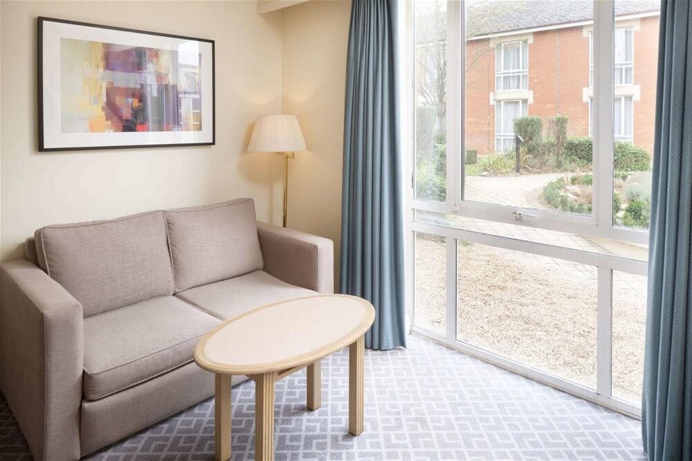 Foto de una habitación de Hilton Northampton Hotel
