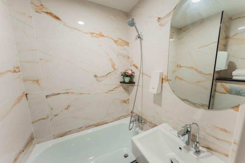 Foto del baño de Hotel 81 Princess