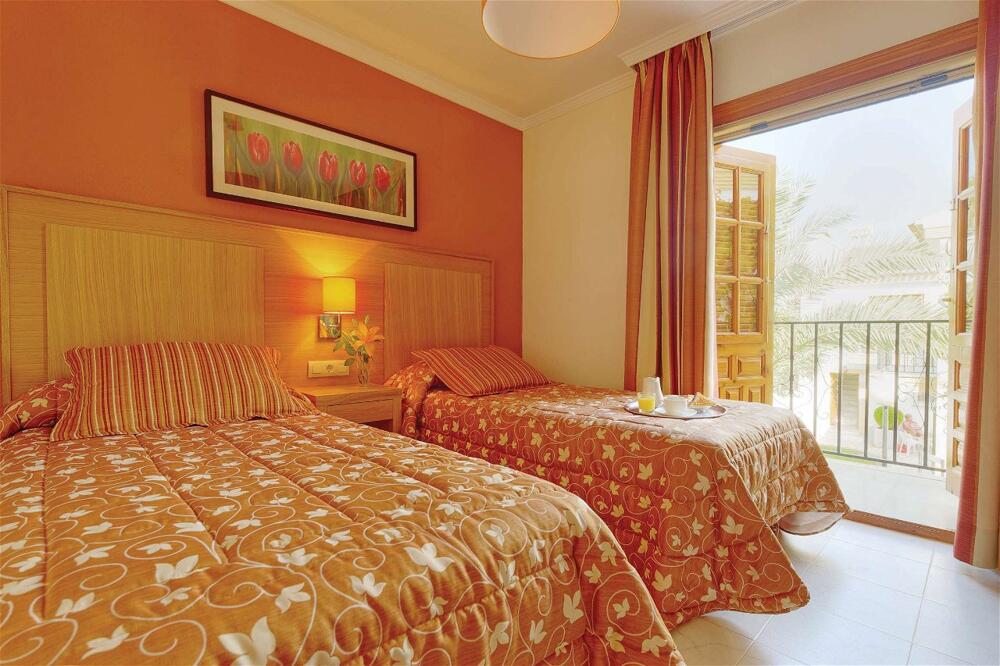 Foto general de Apartamentos Infinity Beach Resort Vera