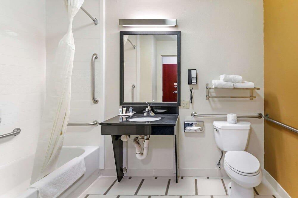 Room – Hotel Fairfield Inn &amp;amp; Suites Lexington Berea