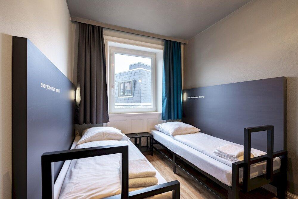 Room – Hotel a&amp;amp;o Hamburg Reeperbahn