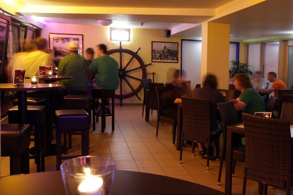 Dining – Hotel a&amp;amp;o Hamburg Reeperbahn
