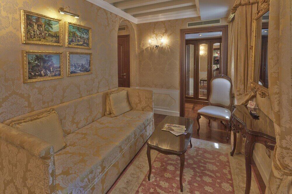Foto de una habitación de Hotel Canal Grande