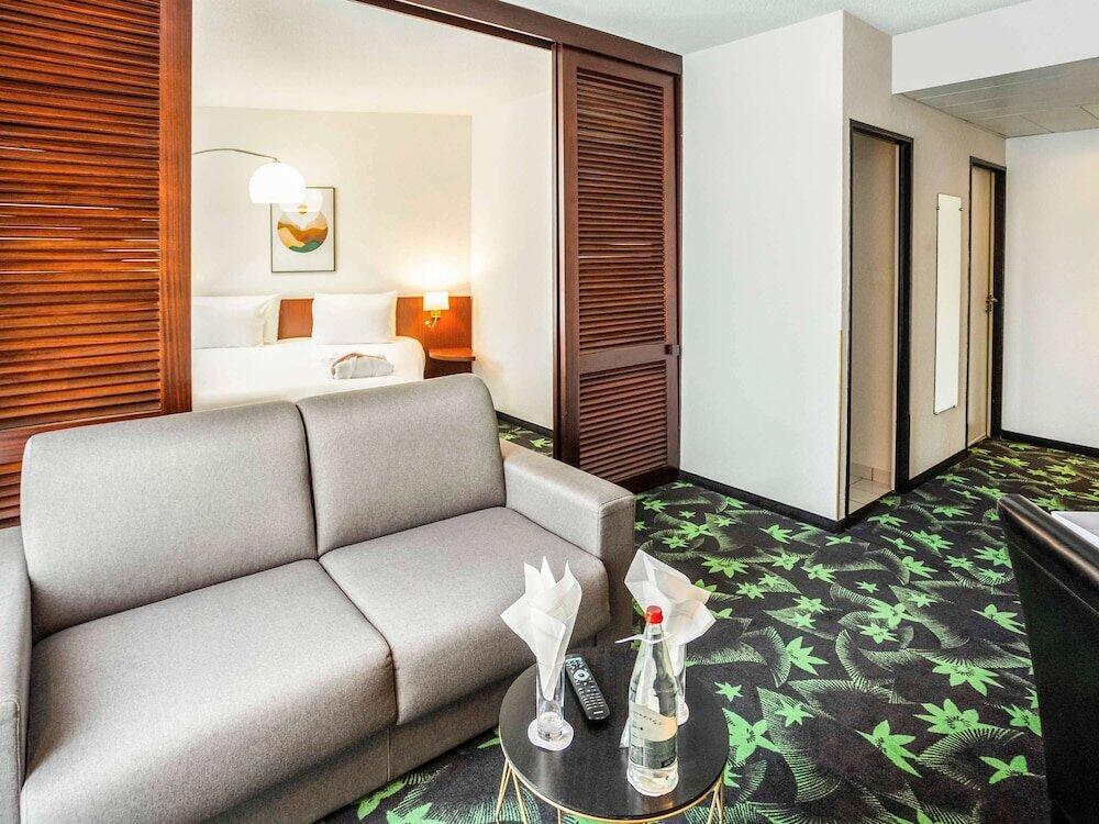 Foto de una habitación de Hotel Mercure Lourdes Impérial