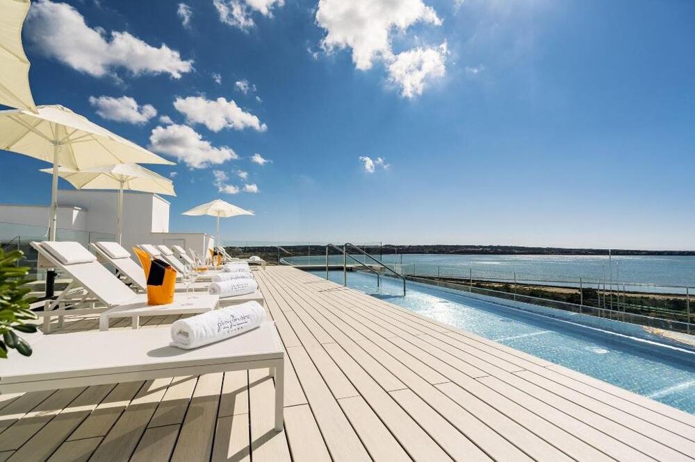 Foto de los servicios de Five Flowers Hotel &amp;amp; Spa Formentera