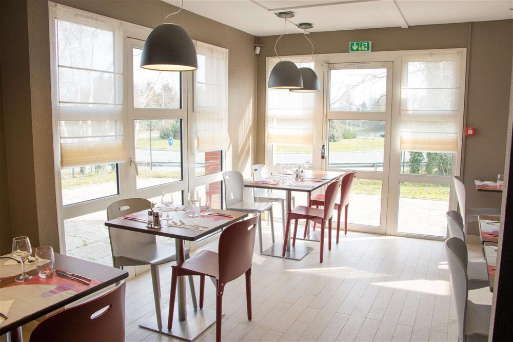 Foto de restauración de Hotel Campanile Nantes Saint-Sébastien-Sur-Loire