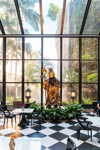 Foto de restauración de The Garden Hotel Guangzhou - Free shuttle between hotel and Exhibition Center during Canton Fair &amp;amp; Exhibitor registration Counter