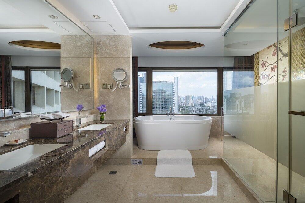Foto del baño de The Garden Hotel Guangzhou - Free shuttle between hotel and Exhibition Center during Canton Fair &amp;amp; Exhibitor registration Counter