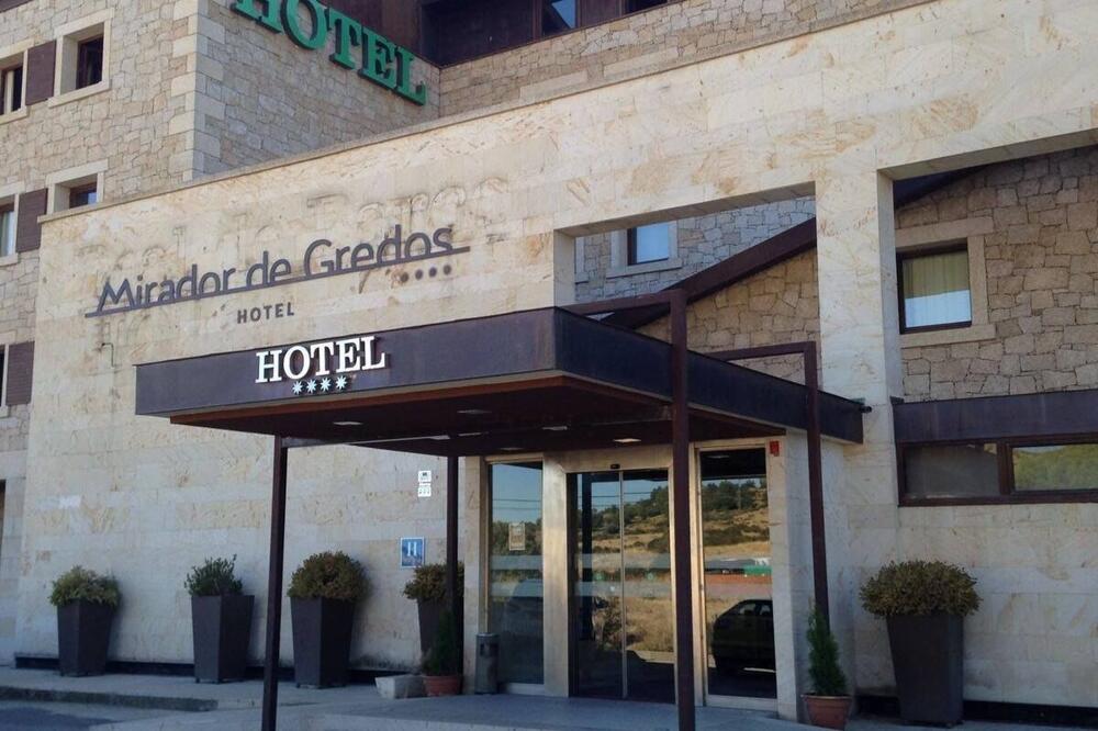 Foto del exterior de Hospedium Hotel Mirador De Gredos