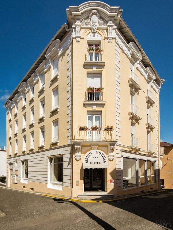 Foto del exterior de Hôtel Atrium Mondial