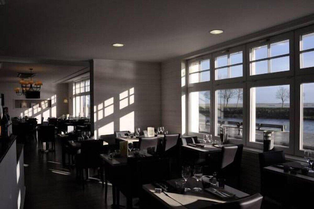 Foto de restauración de Hotel du Port et des Bains