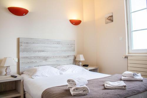 Foto de una habitación de Hotel du Port et des Bains
