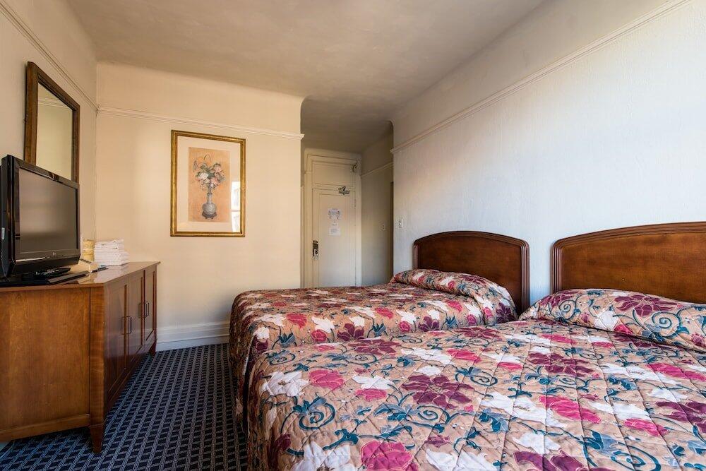 Foto de una habitación de Aida Plaza Hotel