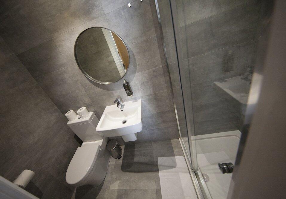 Foto del baño de Hotel St George&amp;#039;s Inn Victoria