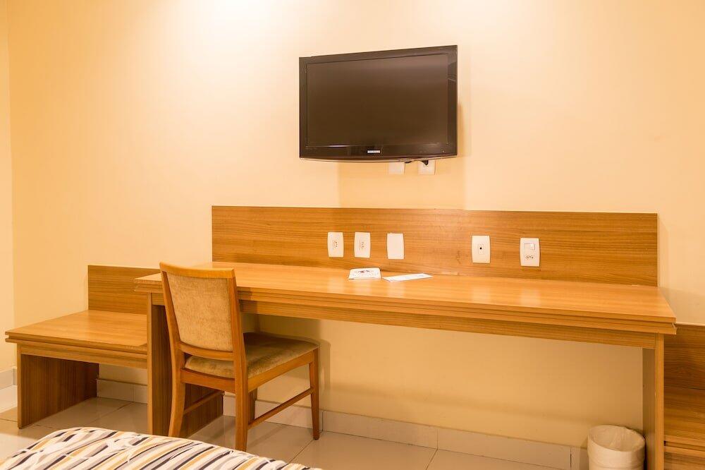 Foto de una habitación de Hotel Atlântico Business Centro