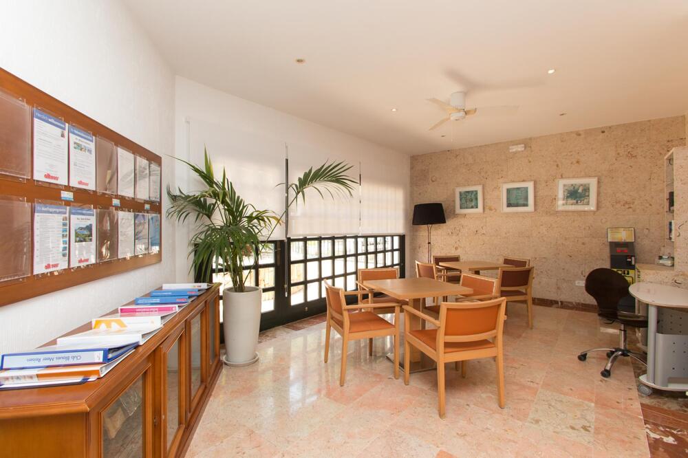 Foto general de Hotel Pinos Playa