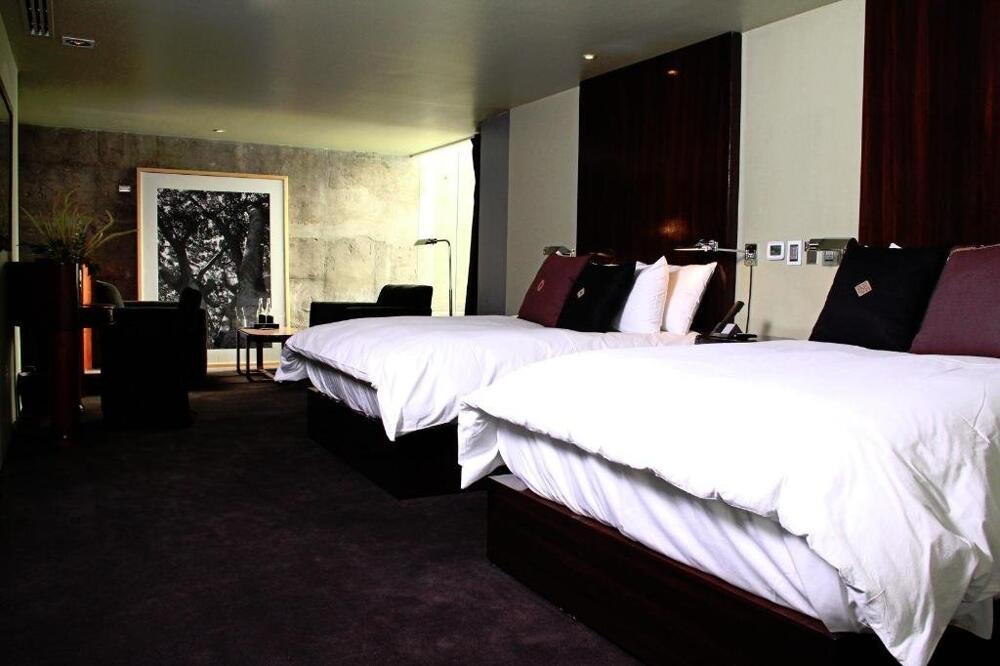 Foto de una habitación de Demetria Hotel