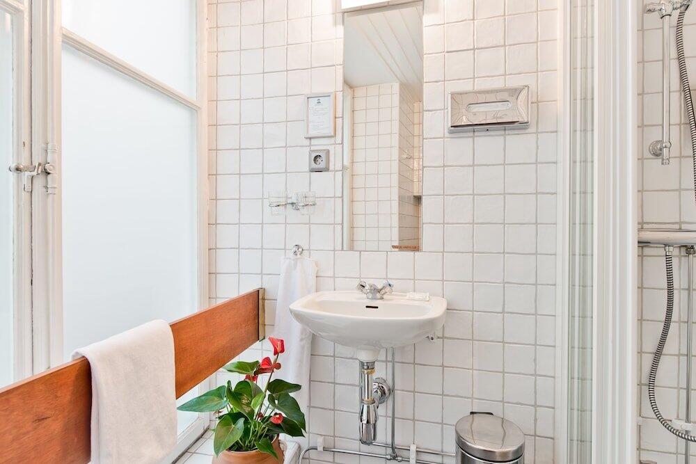 Foto del baño de Lord Nelson Hotel