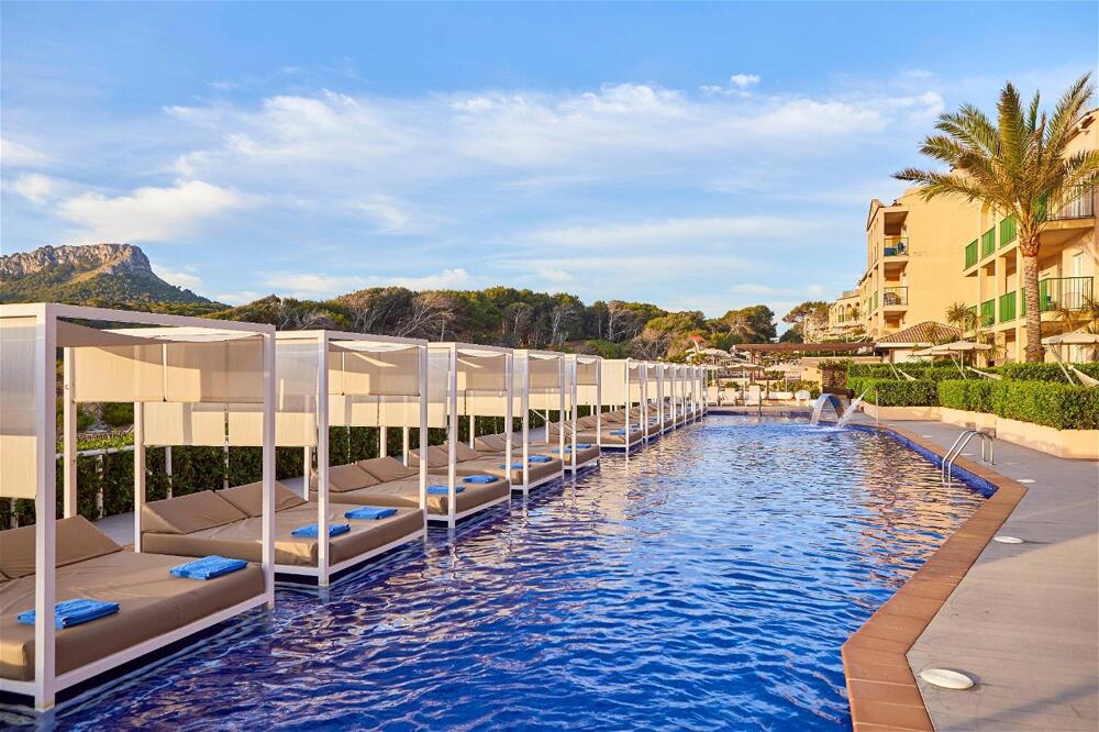 Foto de los servicios de Aparthotel Zafiro Cala Mesquida