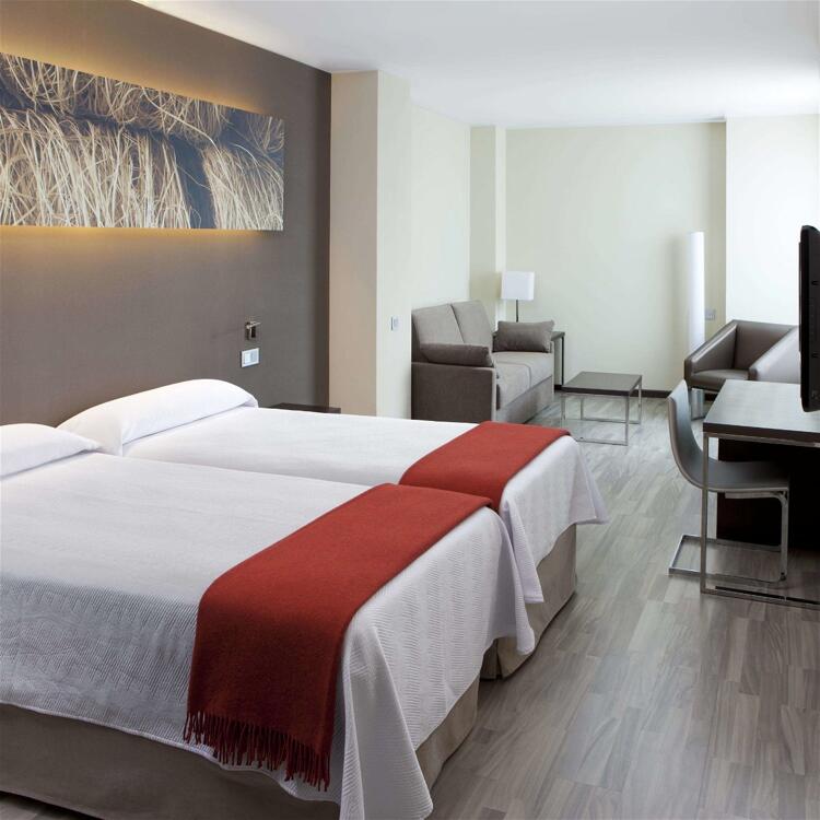 Foto de una habitación de Hotel NH Barcelona Diagonal Center