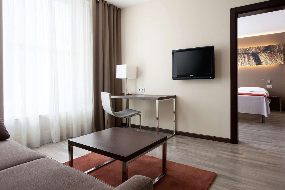 Foto de una habitación de Hotel NH Barcelona Diagonal Center