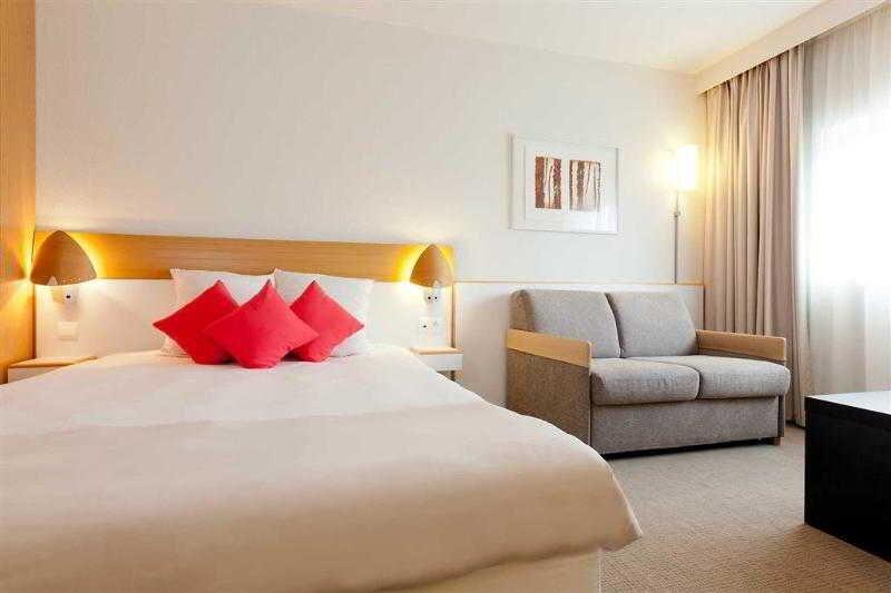 Foto general de Hotel Novotel Paris Orly Rungis Aéroport