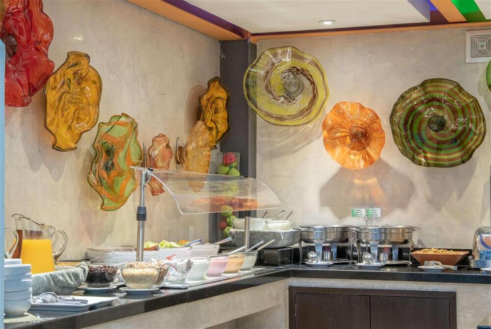 Foto de restauración de Hotel Wyndham Garden Guadalajara Expo