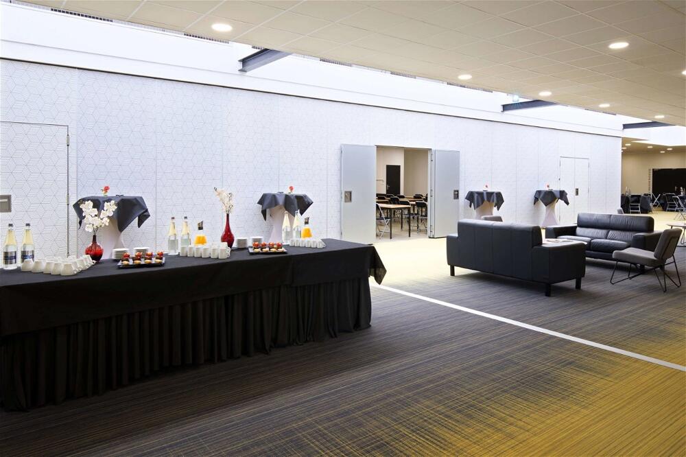 Foto de las zonas nobles de Sure Hotel by Best Western Nantes Beaujoire