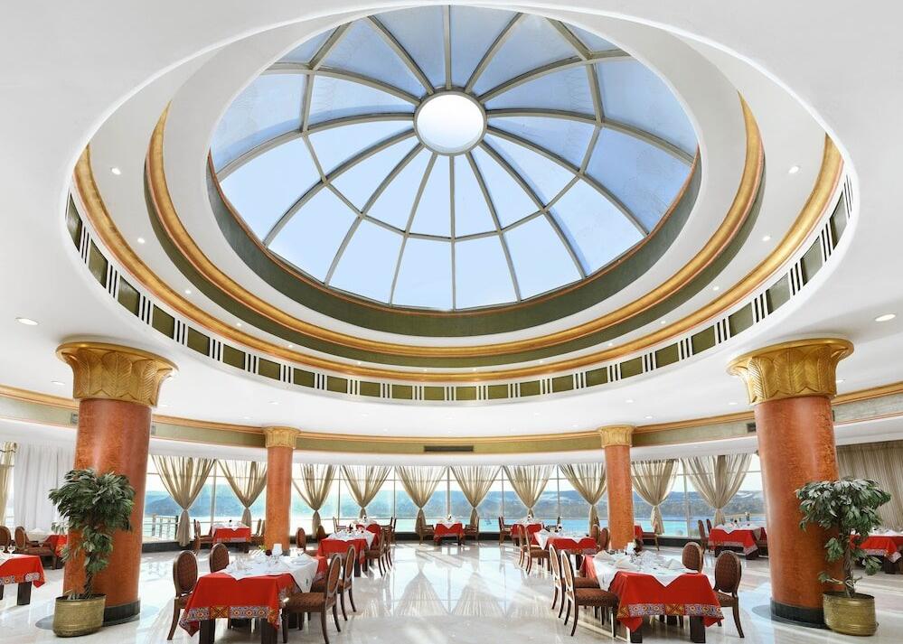 Foto de restauración de Tolip Aswan Hotel
