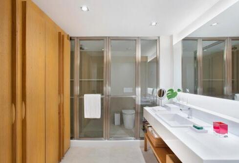 Foto de una habitación de JANEIRO Hotel