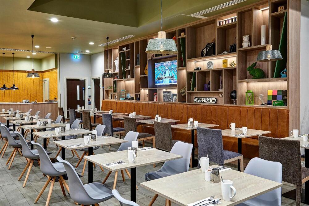 Foto de restauración de Holiday Inn Manchester - City Centre, an IHG Hotel
