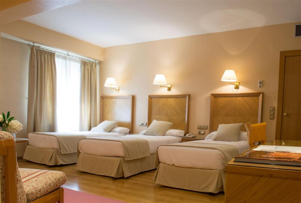 Foto general de Hotel Crisol Almirante Bonifaz