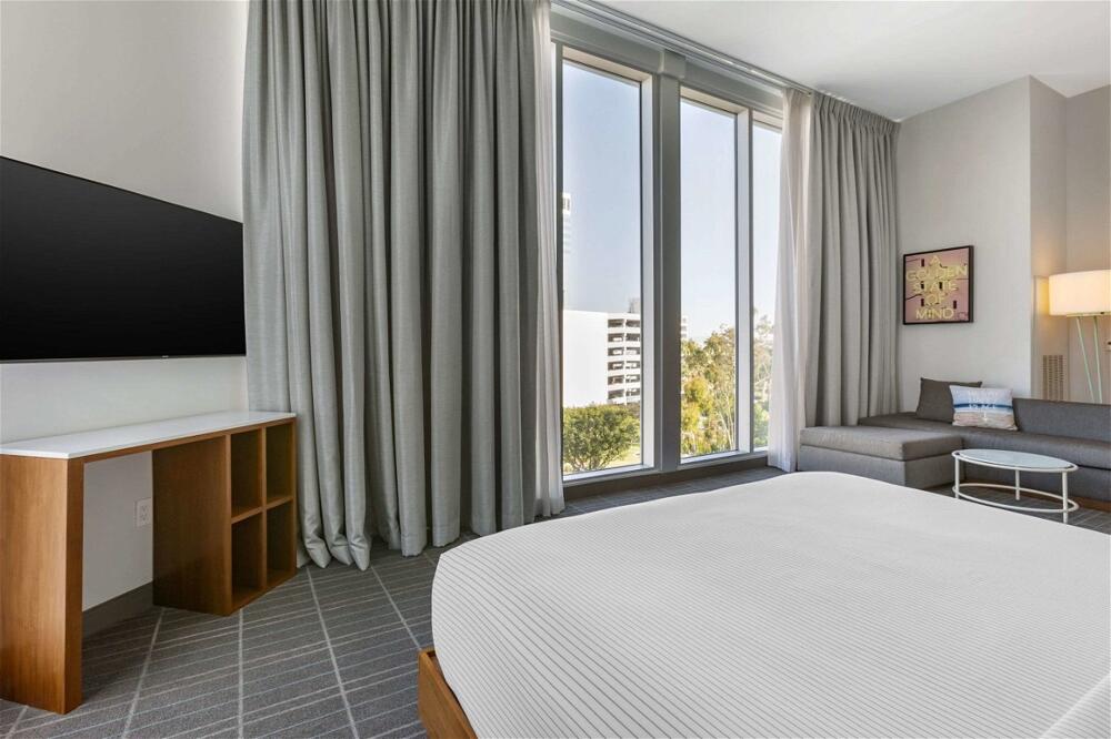 Foto de una habitación de Cambria Hotel LAX