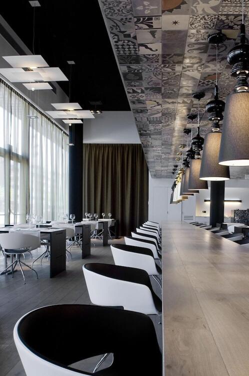 Foto de restauración de Carbon Hotel