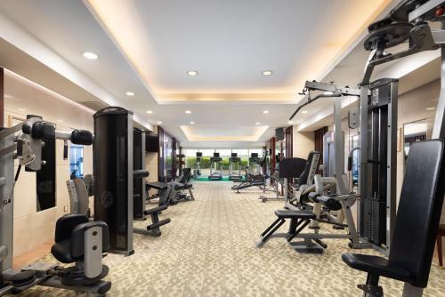 Foto de los servicios de Crowne Plaza Hotel &amp;amp; Suites Landmark Shenzhen, an IHG Hotel