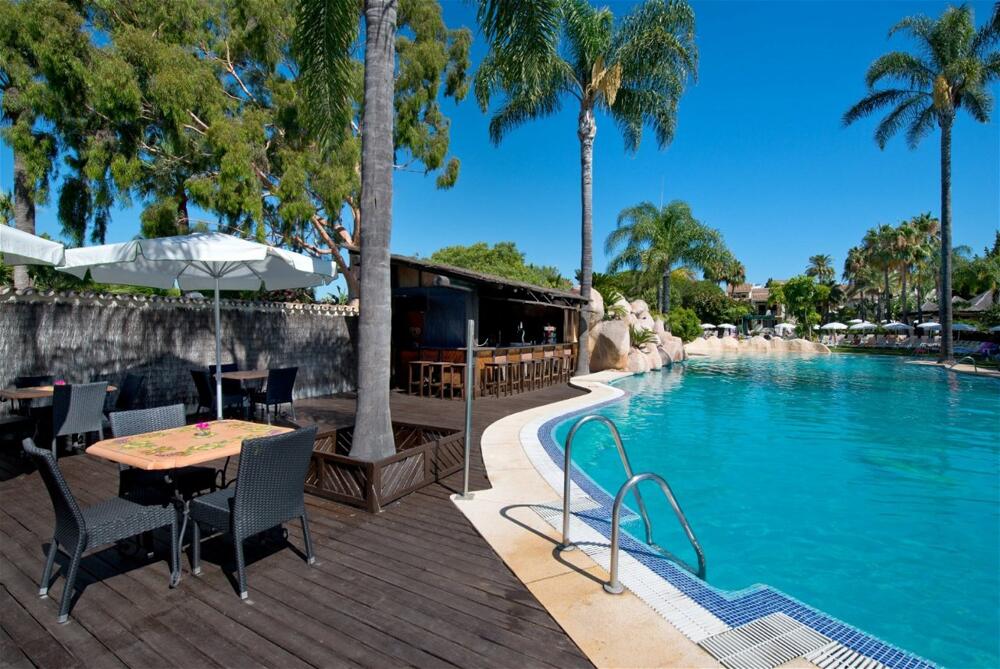 Foto general de Hotel BlueBay Banús