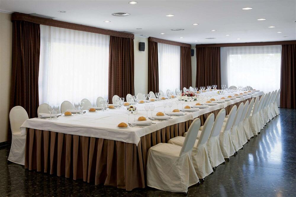 Foto de los servicios de Hotel NH Ciudad de Cuenca