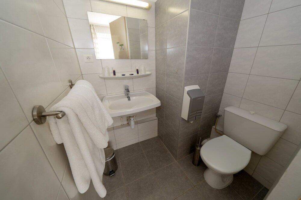 Foto del baño de Hotel Majestic Alsace - Strasbourg Nord