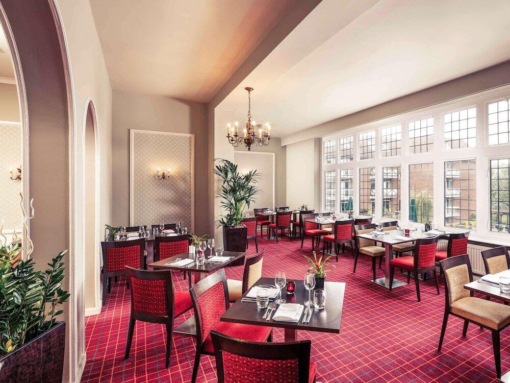 Foto de restauración de Mercure Leeds Parkway Hotel