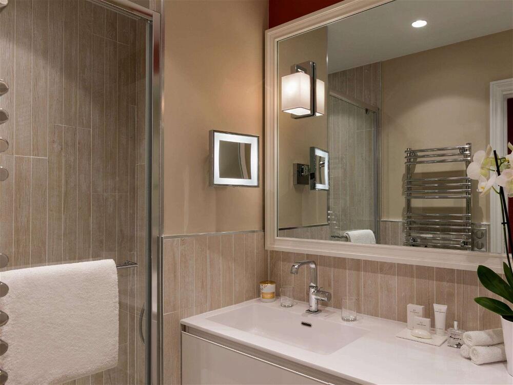 Foto del baño de Hôtel Barrière Le Grand Hôtel Dinard
