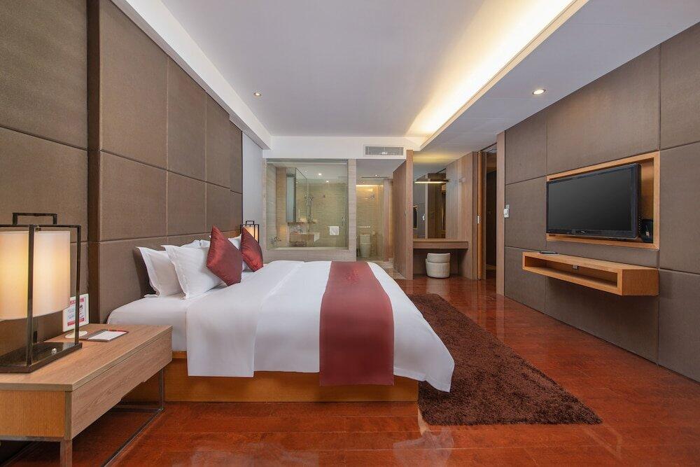 Foto de una habitación de Hotel Ramada Plaza Shenzhen North