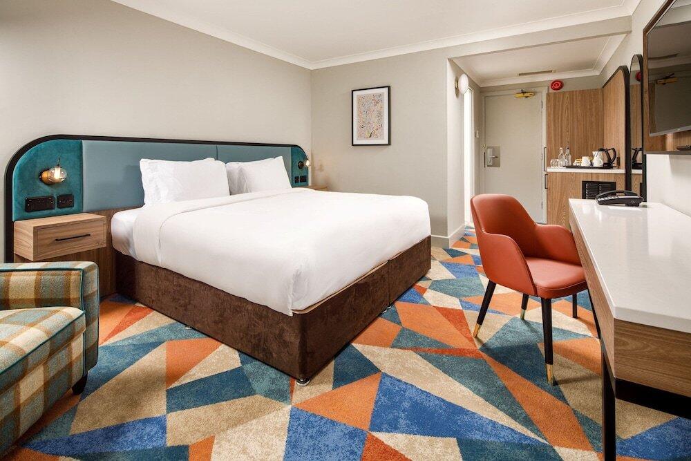 Foto de una habitación de Delta Hotels by Marriott Warwick